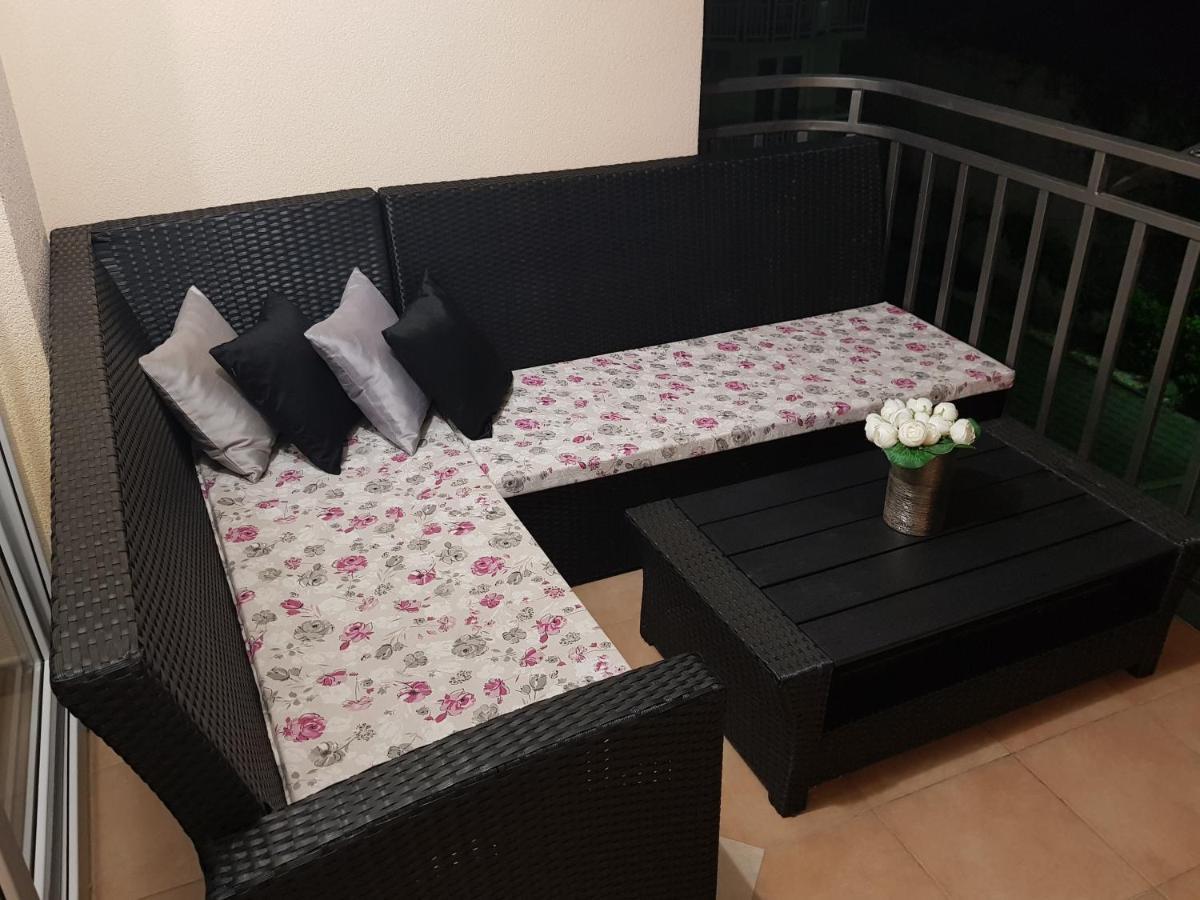 Apartment Fortuna Makarska Exteriör bild